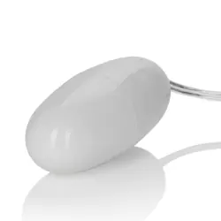 Вибро-пуля Pocket Exotics Vibrating Bullet – белый