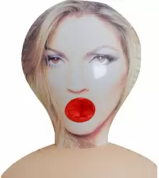 Кукла с лицом киномодели Janine