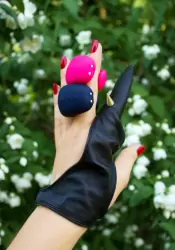 Мини-вибратор на палец Gring - розовый