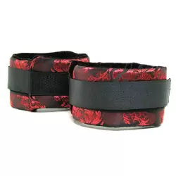 Оковы для ног Scandal Control Cuffs, атласные, 35,5 см, черный с красным 