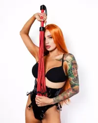 Флоггер «Scandal» из натуральной кожи с бусинами на плети