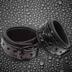 Наножники соединенные цепью Sinful Ankle Cuffs – черные