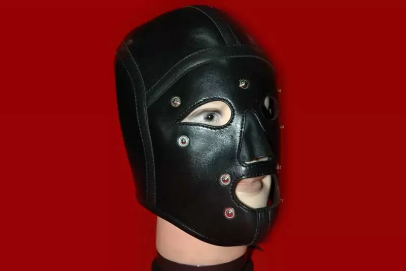 Шлем «Слеп и нем»