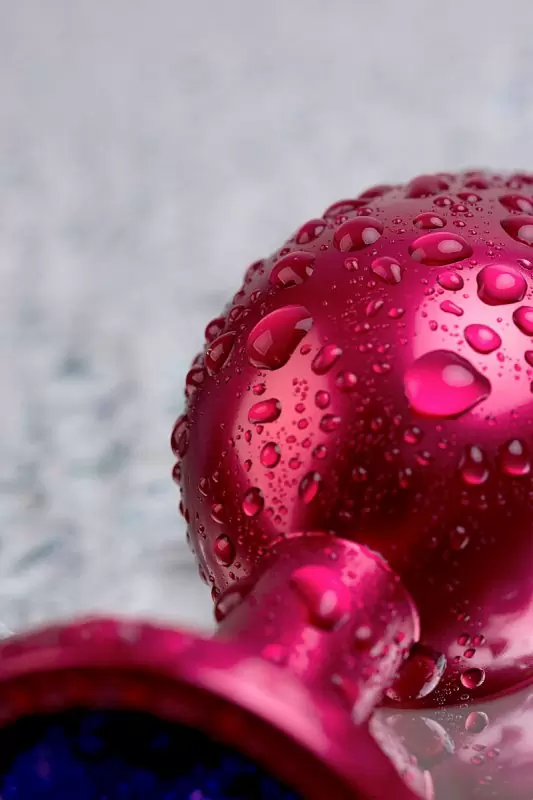 Легкая металлическая анальная пробка TOYFA Metal с кристаллом - в ассортименте