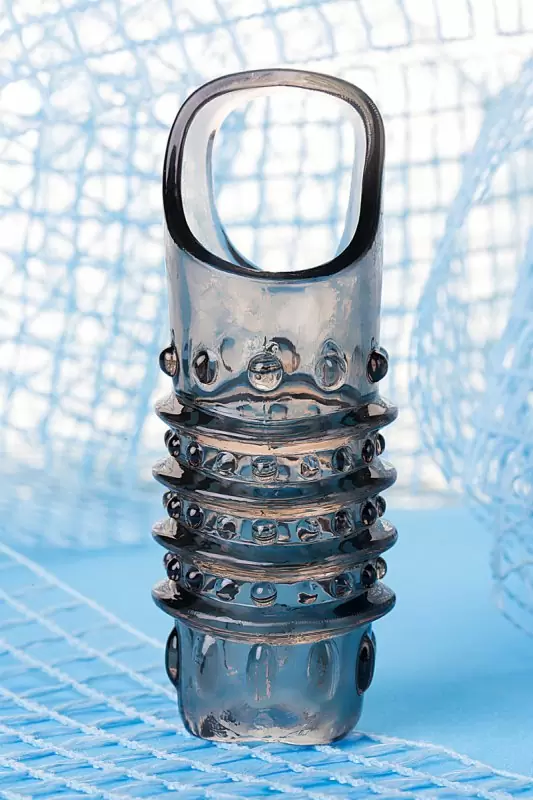 Открытая увеличивающая насадка на пенис TOYFA XLover с подхватом мошонки – серый