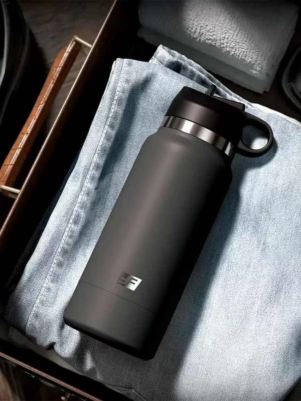 Реалистичный мастурбатор Pipedream Fuck Flask, 23,8 см, в серой фляге, ТПЕ