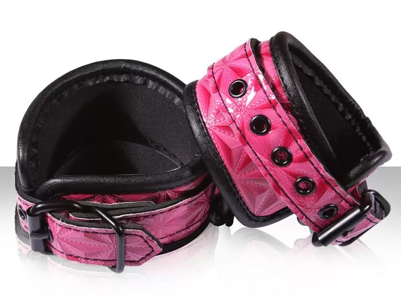Наручники соединенные цепью Sinful - Wrist Cuffs
