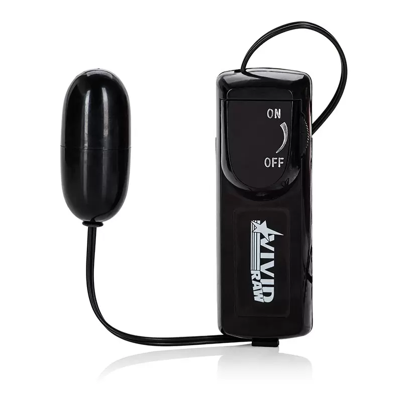 Мастурбатор реалистичный Vivid Raw Assterbator с вибрацией – телесный