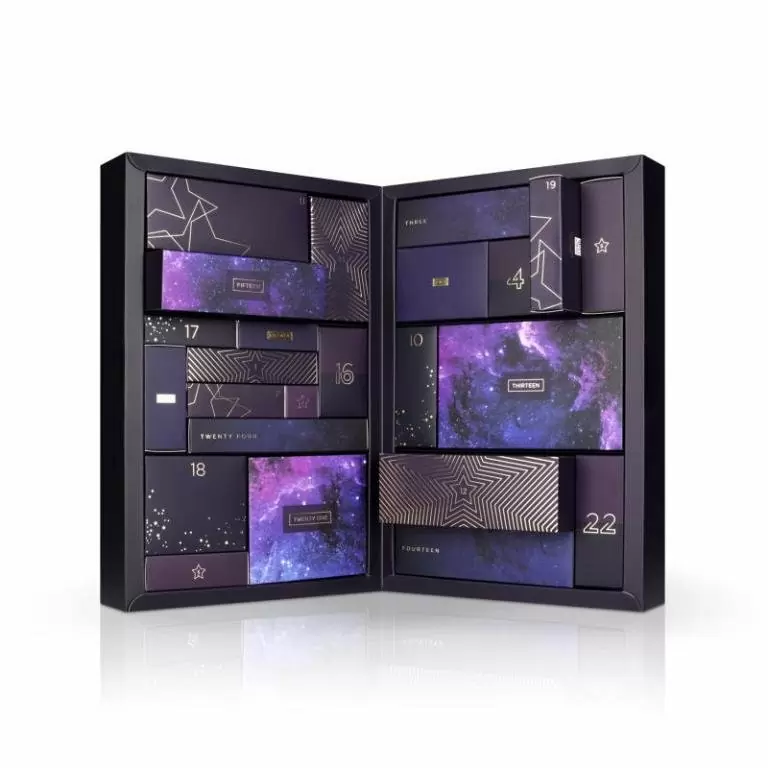 Премиальный подарочный набор из 24 предметов Naughty Nice