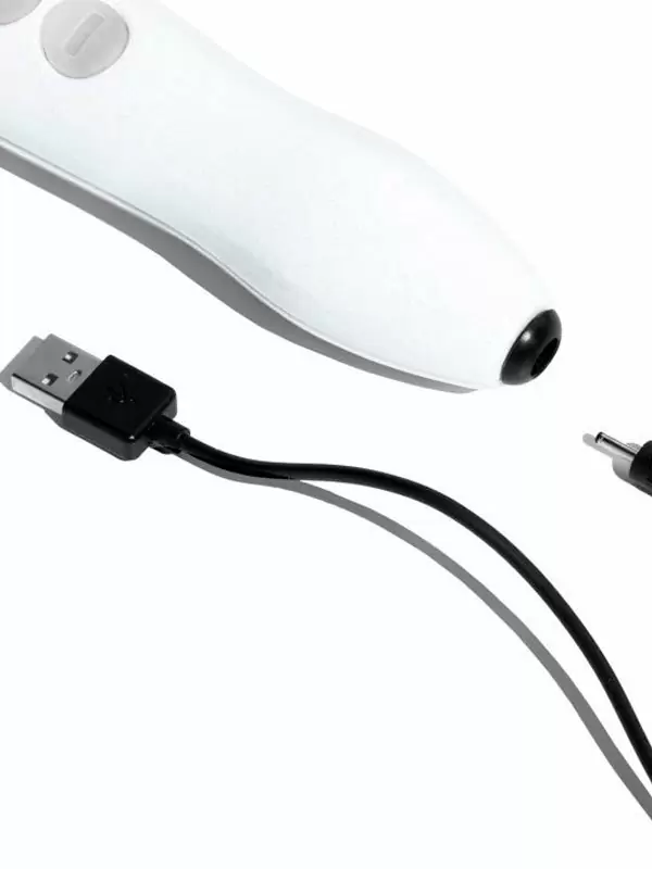 Мощный вибратор Doxy Die Cast R, 37 см, силикон, белый