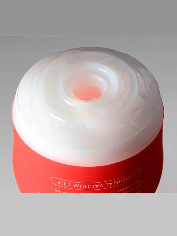 Нереалистичный мастурбатор Tenga Original Vacuum Cup, 15,5 см, ТПЭ, красный
