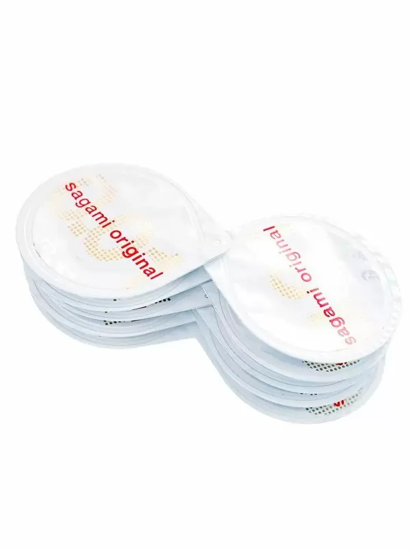 Полиуретановые презервативы Sagami Original 001 ультратонкие, 17 см, 20 шт. в уп.
