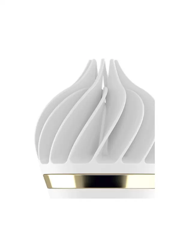 Миниатюрный стимулятор клитора SATISFYER LAYONS SWEET TEMPTATION белый