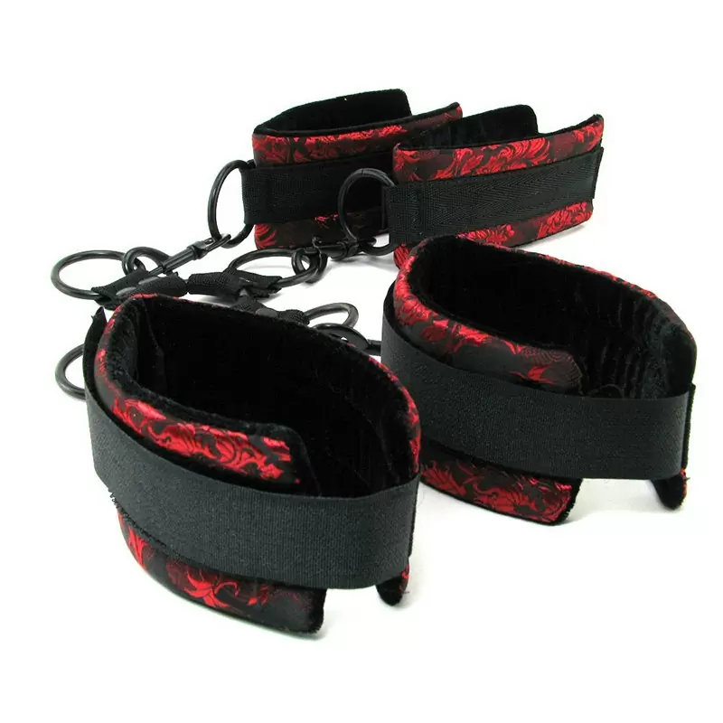 Фиксация для рук и ног крестообразная Scandal Hog Tie атласная