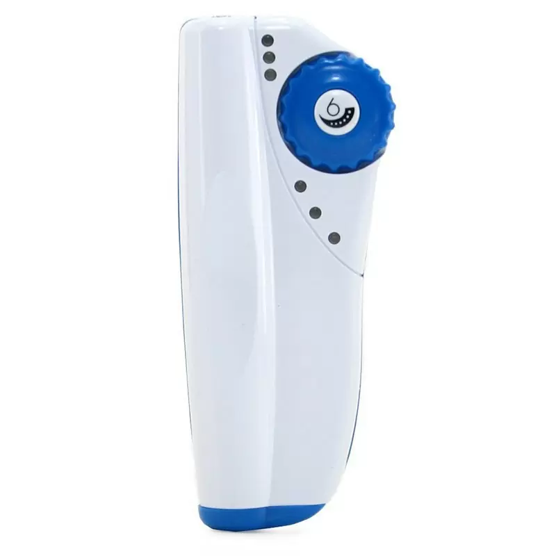 Вибрирующий фаллос с мошонкой The Nerd – телесный