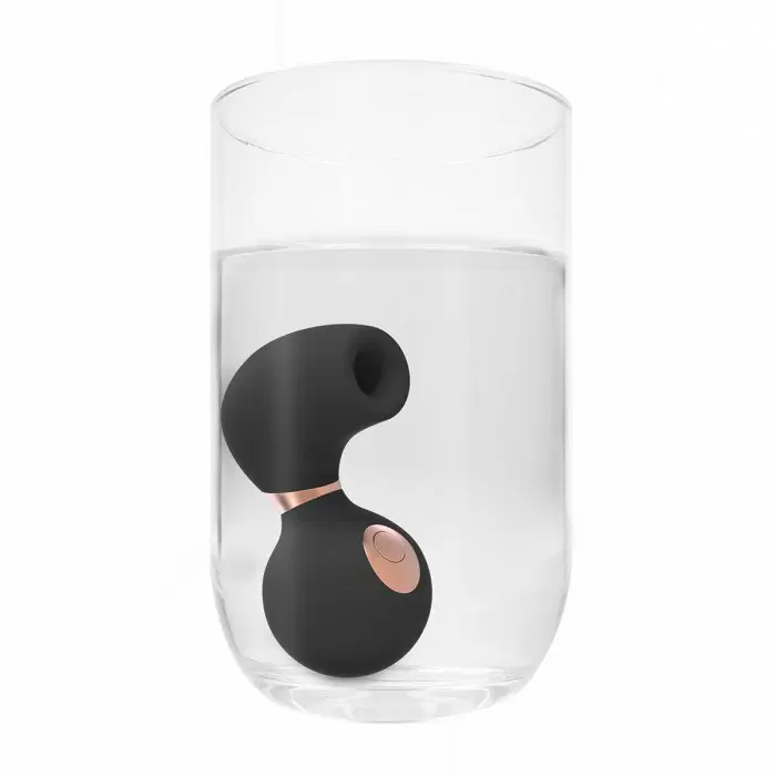 Интенсивный стимулятор клитора Irresistible Invincible Black, 12 см, силикон, черный