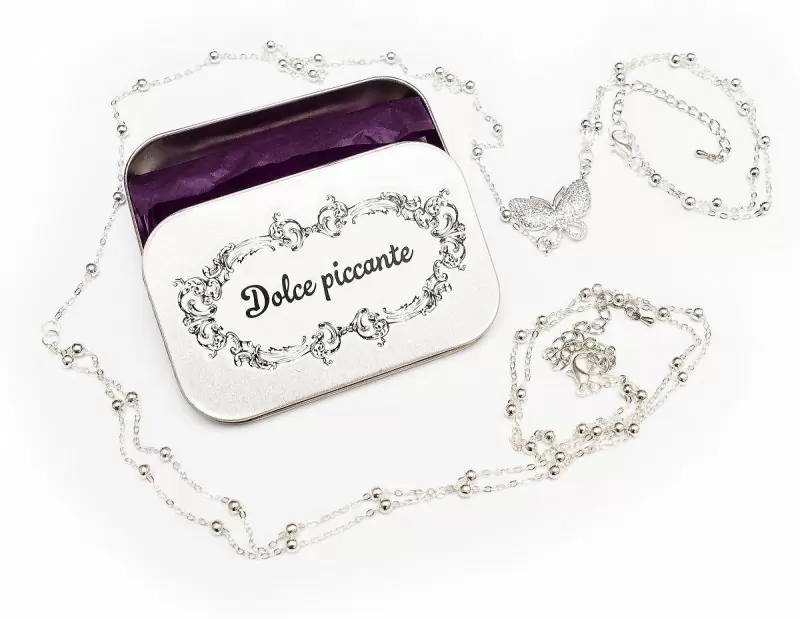 Серебристое колье на тело ручной работы с кристаллами Сваровски Dolce Piccante Golden Farfalla - M