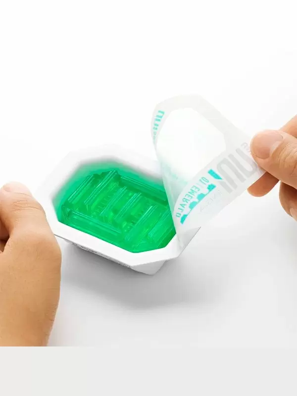 Нереалистичный мастурбатор Tenga Uni Emerald, 5,8 см, ТПЭ, зеленый