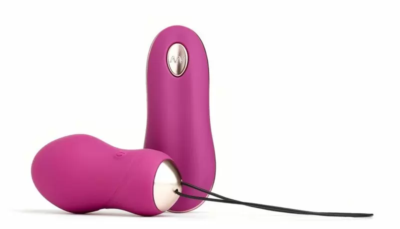 Ярко-розовое виброяйцо So Divine Get Lucky USB Vibrator