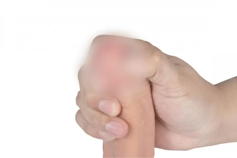 Реалистичный фаллоимитатор REAL, 23 см, с мошонкой, с трусиками для страпона, ПВХ, телесный