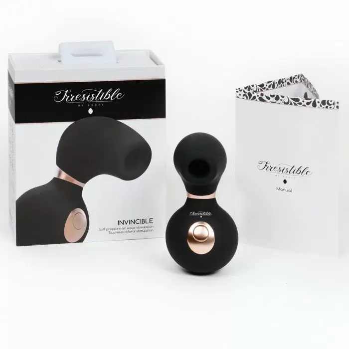 Интенсивный стимулятор клитора Irresistible Invincible Black, 12 см, силикон, черный