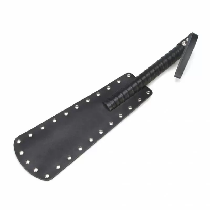 Большой пэдл с металлическими клепками Lux Fetish – черный