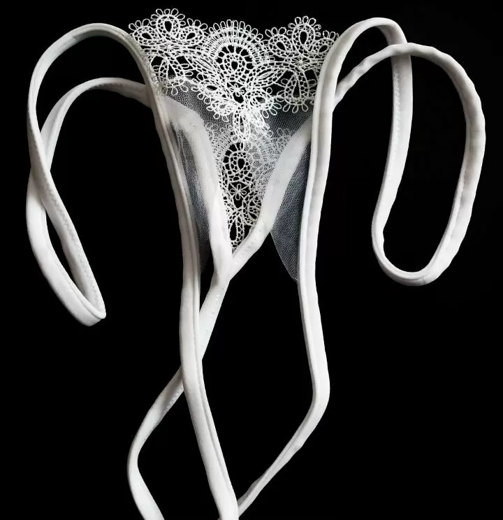 Белые кружевные трусики ручной работы Dolce Piccante Delicati pizzi с доступом - M