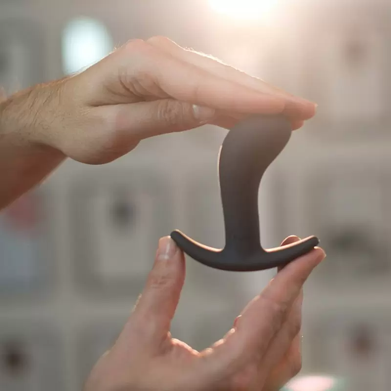 Анальная пробка Fun Factory Bootie Medium, среднего размера, 9.3 см, силикон, черная