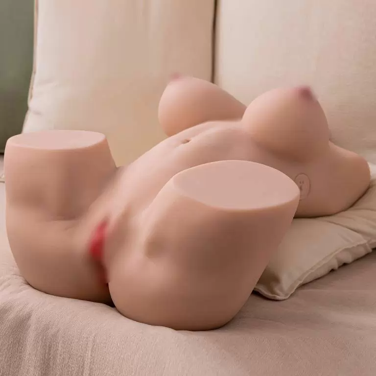 Секс-кукла Диана в виде торса с функцией пенетрации