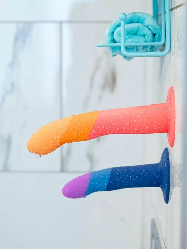 Изогнутый фаллоимитатор Romp Dizi, 18 см, силикон, оранжевый