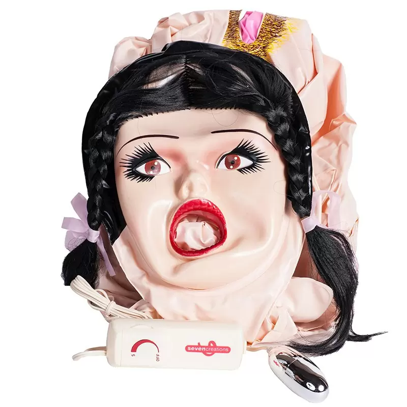 Кукла Oriental Rose Doll в позе 