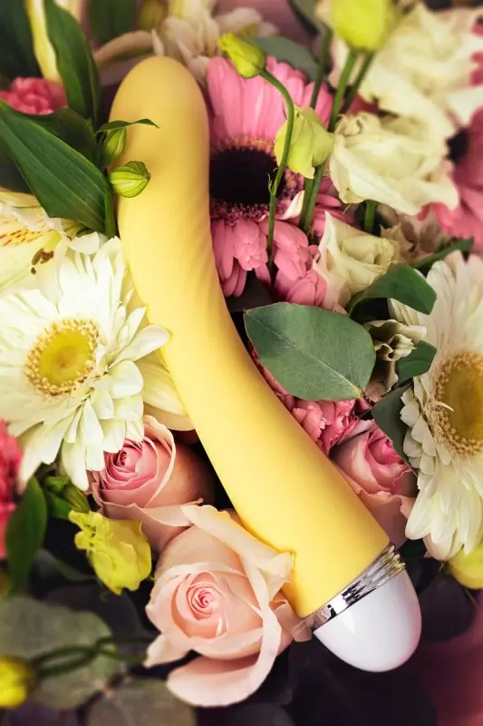 Жёлтый вибратор Flovetta by Toyfa Calla. 22 см, 10 режимов вибрации