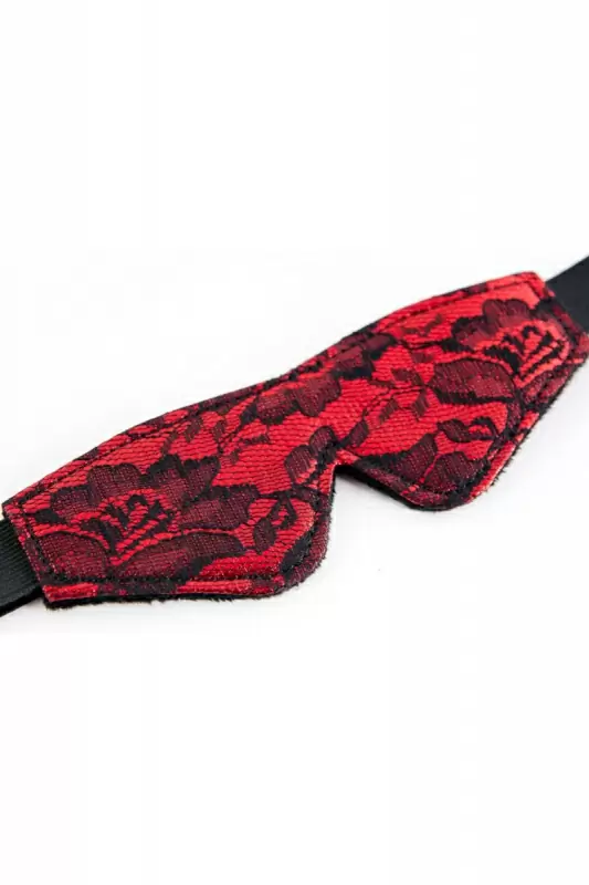 Кружевной набор маска и флоггер TOYFA Marcus – красный