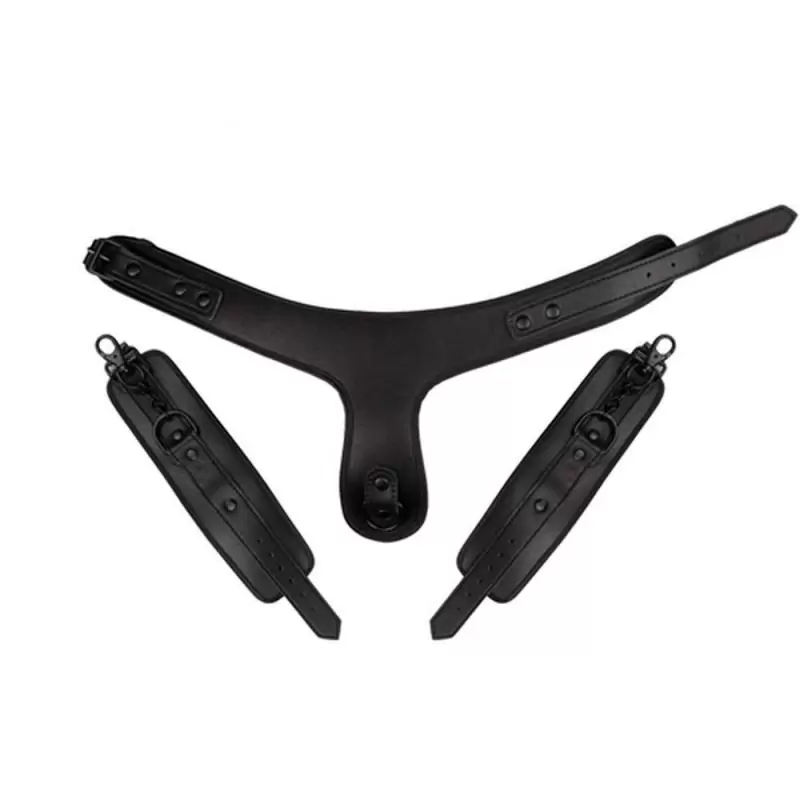 Ошейник с наручниками Bad Kitty Hals-Handfessel - черный