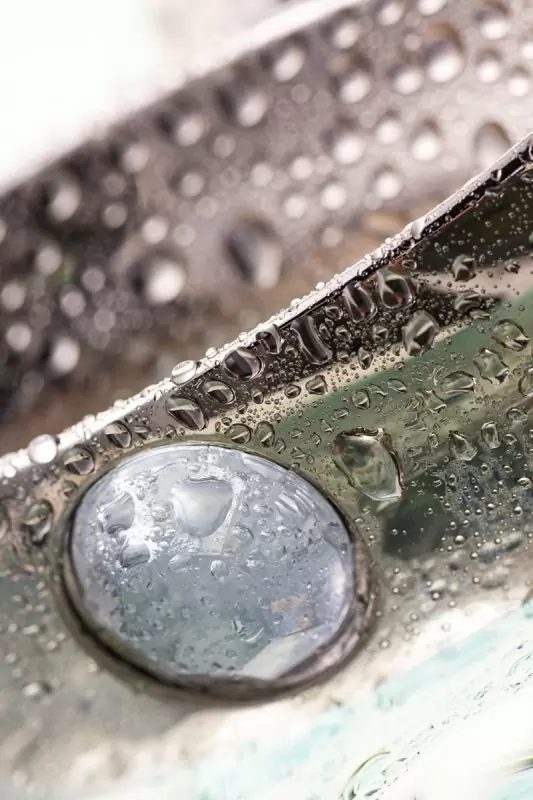 Металлический анальный стимулятор TOYFA с украшением цвета алмаза - серебристый